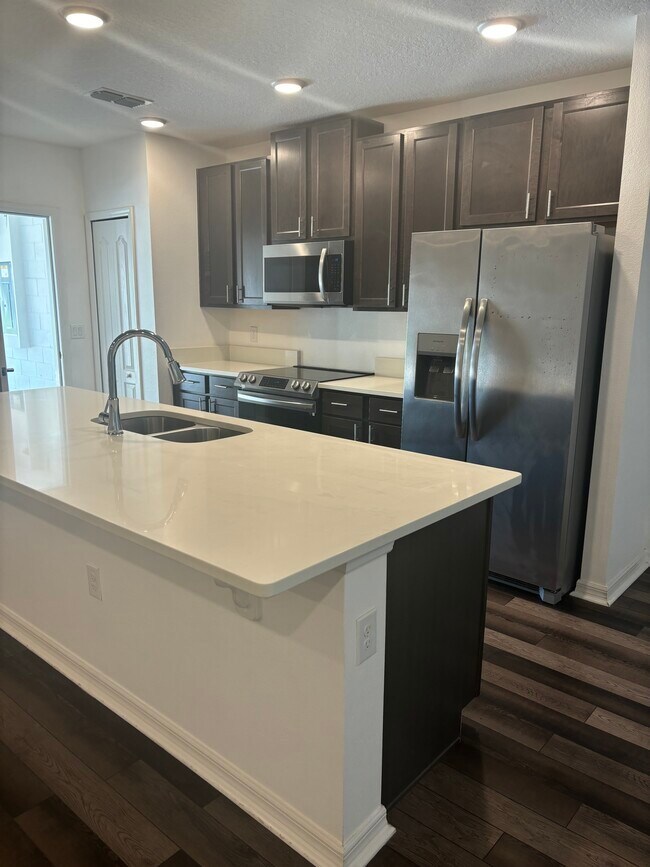 Building Photo - 2816 Westwood Ave