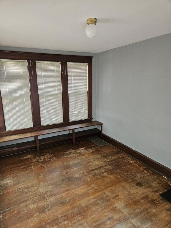 Building Photo - 465 Beecher St