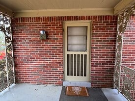 Building Photo - 3659 Highland Park Pl