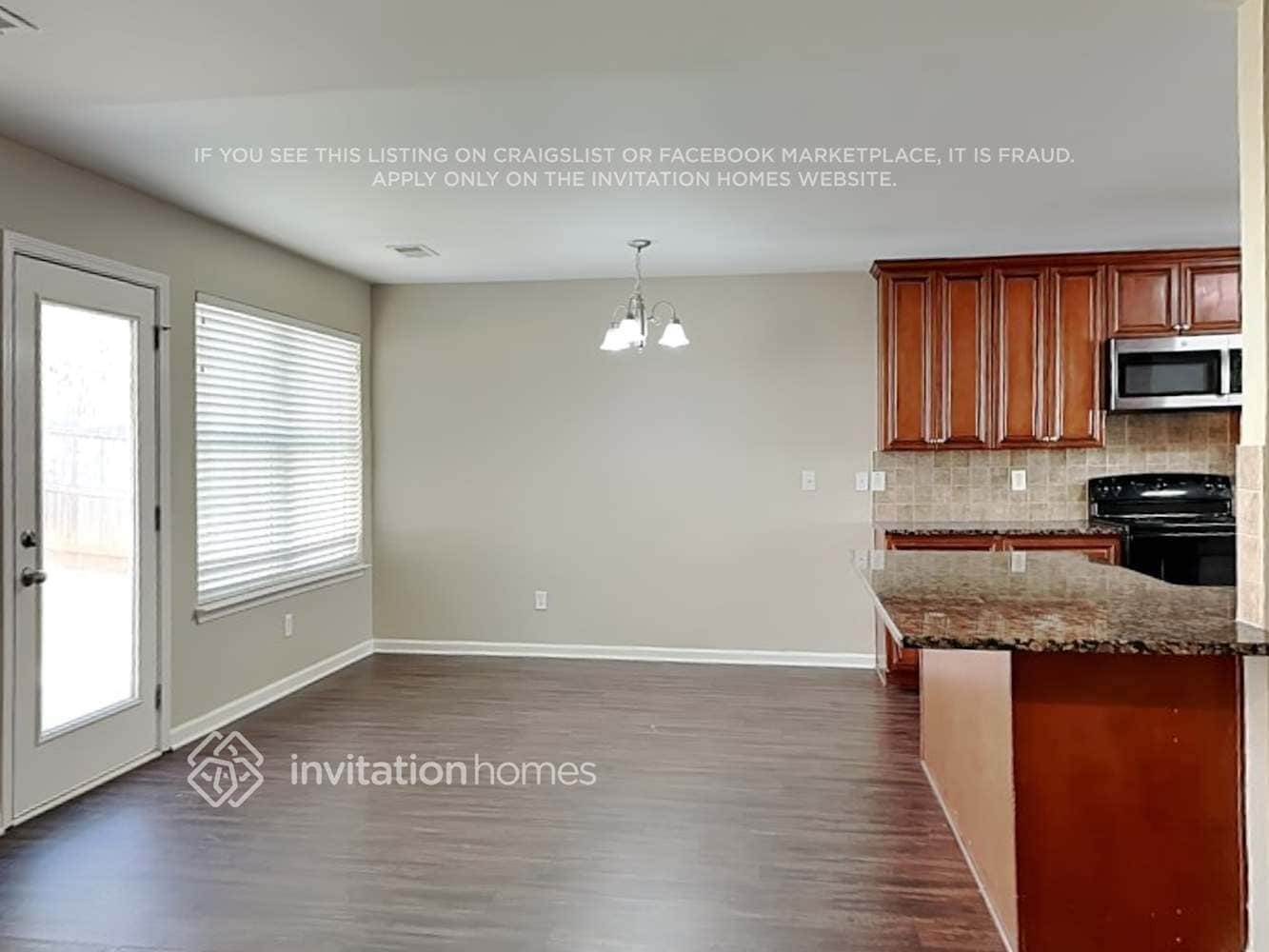 Building Photo - 107 Sanders Walk