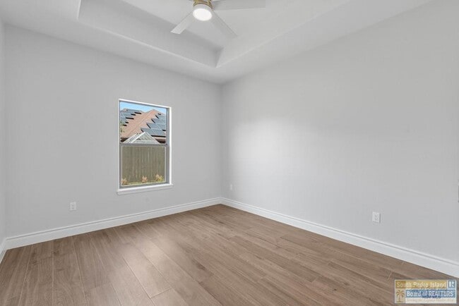 Building Photo - 2170 Portofino Blvd