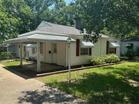 Building Photo - 508 Glenmore Rd