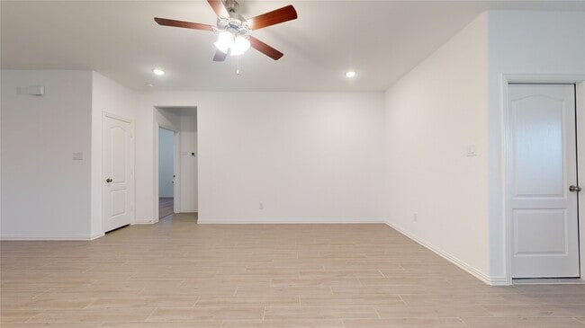 Building Photo - 31227 Conover Dr