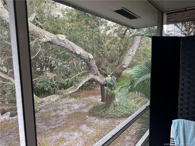 Building Photo - 2929 SE Ocean Blvd