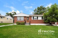 Building Photo - 3708 Collier Rd