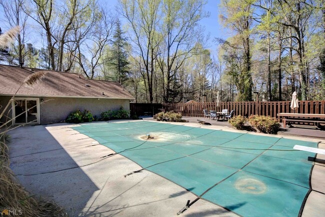 Building Photo - 240 Browns Hill Ct