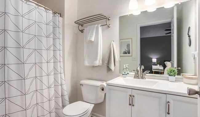 Building Photo - Charming 3-Bedroom End Unit Condo – Prime ...