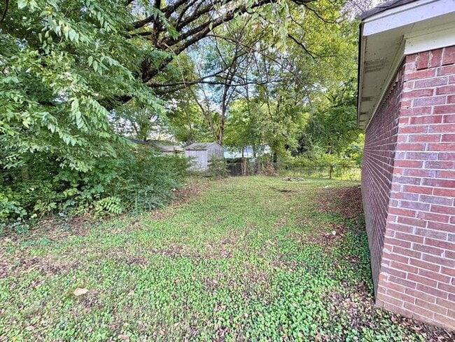 Building Photo - 1730 Swift St