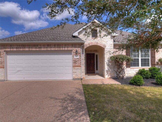 Primary Photo - 133 Rain Lily Cir