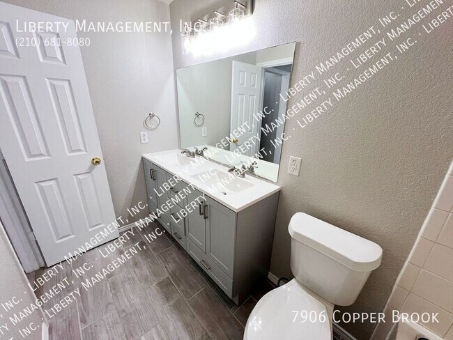 Building Photo - 7906 Copper Brk