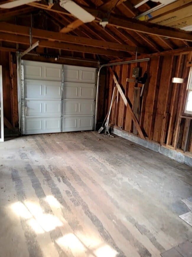 Building Photo - Charming 2-Bedroom Home in Norfolk