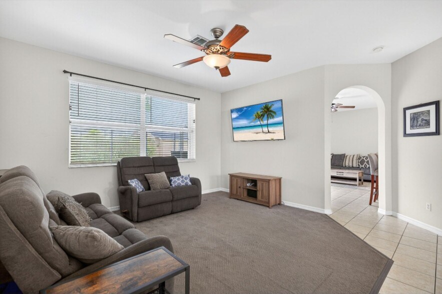 Building Photo - 21560 Brixham Run Loop