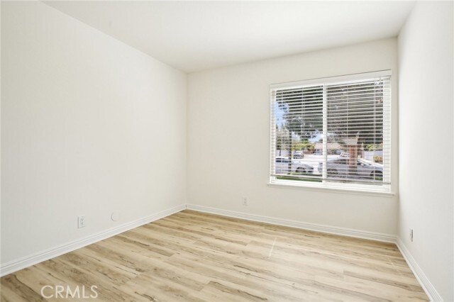 Building Photo - 17581 Webster Ave