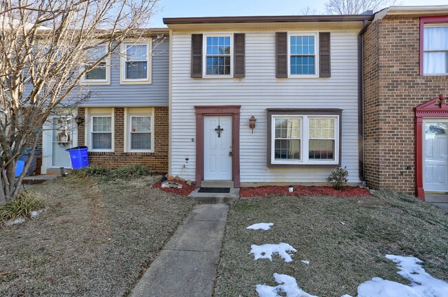 Primary Photo - 3BD/1.5BA, Cozy Townhome in Silver Spring.