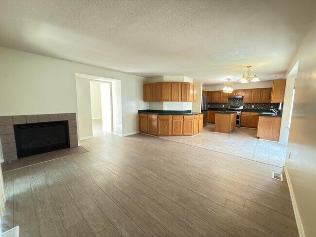 Building Photo - 1929 Harley Dr