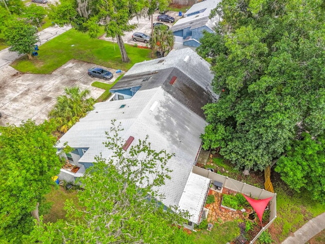 Building Photo - 2857 Wonderwood Ln