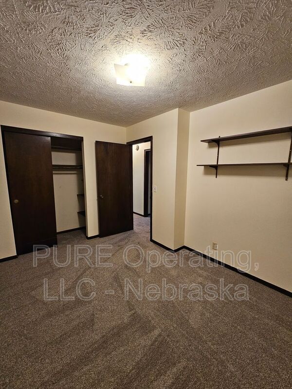 Building Photo - 14028 Madison Cir