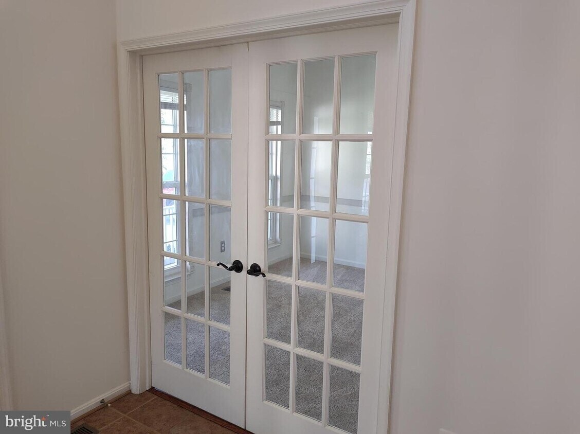 Office - Left at Entrance - 15200 Chula Pl