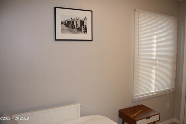 Building Photo - 42 Oceanview Ave