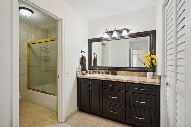 Building Photo - 21650 Juego Cir