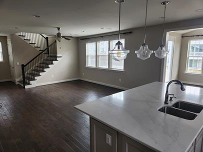 Building Photo - 1/2 Off First Full Months' Rent with Move-...