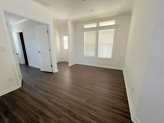 Building Photo - 5397 Bahia Wy