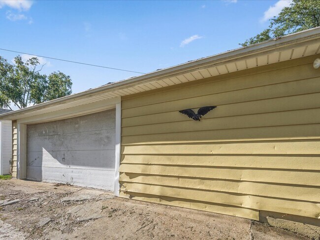 Building Photo - 1111 20th St