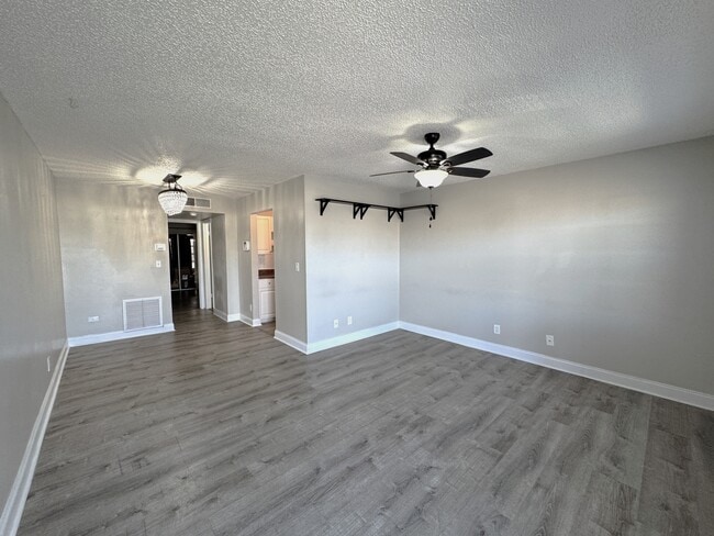 Building Photo - 24862 US Hwy 19 N