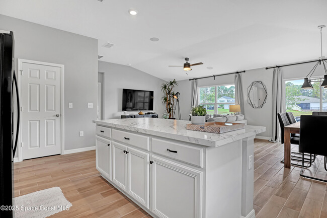 Building Photo - 7742 Prosecco Ln
