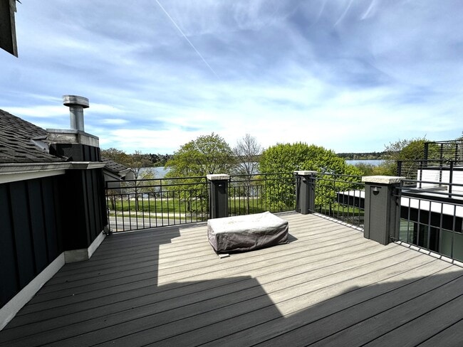 Building Photo - 4bd/4.5ba Seattle House