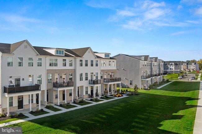 Building Photo - 921 Anvil Ct