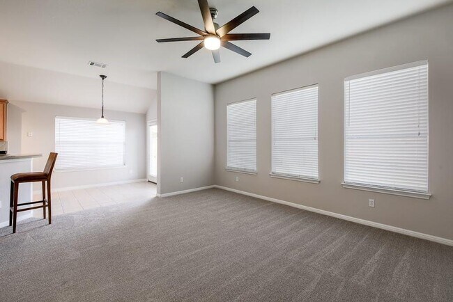 Building Photo - 11716 Larch Valley Dr