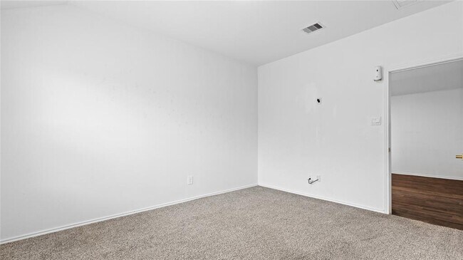 Building Photo - 2326 Spruce Clf Ln
