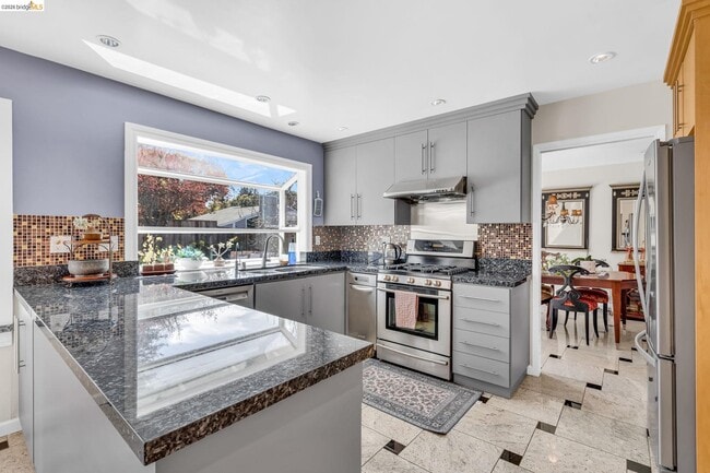 Building Photo - 277 Hidalgo Ct