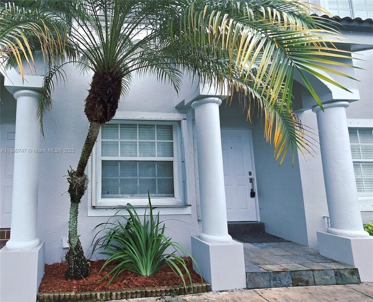 Building Photo - 14273 SW 121st Pl