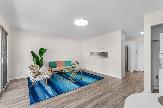 Building Photo - Coty Tower 703