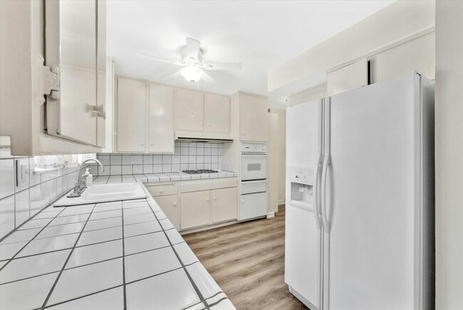 Building Photo - 4984 Argyle Dr