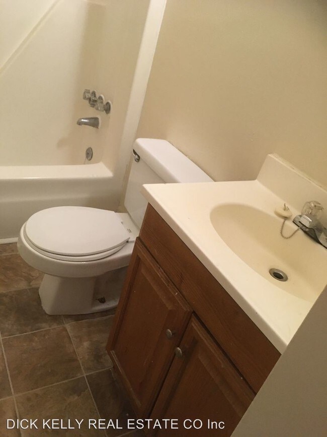 Building Photo - 1847 E Ocean View Ave