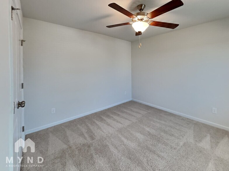Building Photo - 107 Dew Drop Pointe