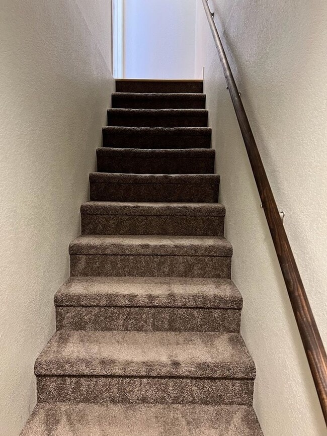Building Photo - Charming 2BR Townhome in Denver