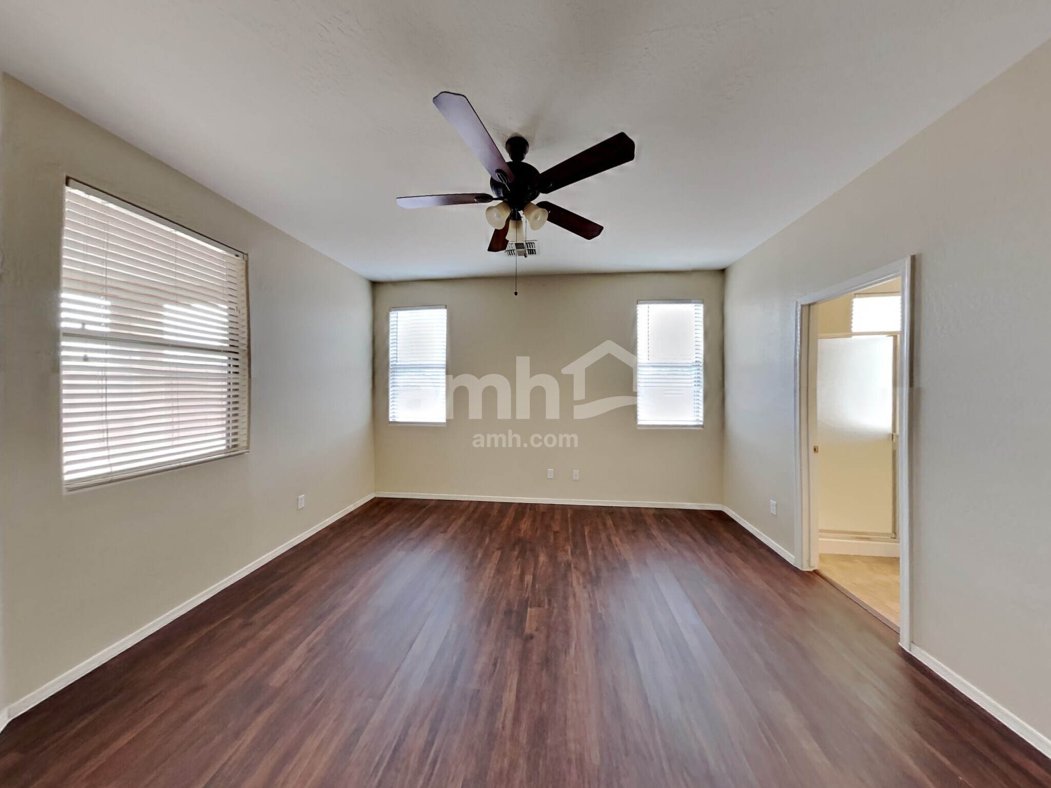Building Photo - 6723 W Harwell Rd W