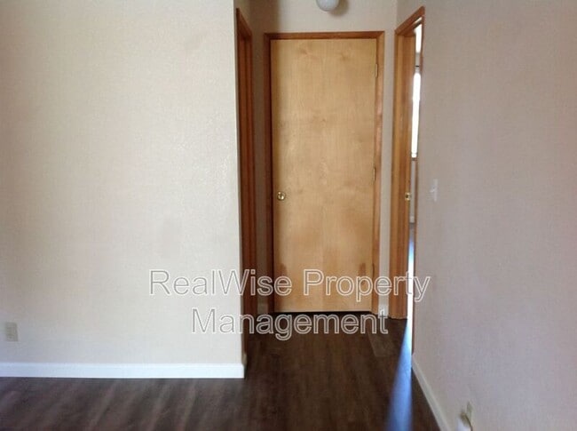 Building Photo - 1339 SW 16th St