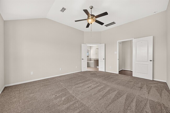 Building Photo - 26602 Yukon Straight Dr