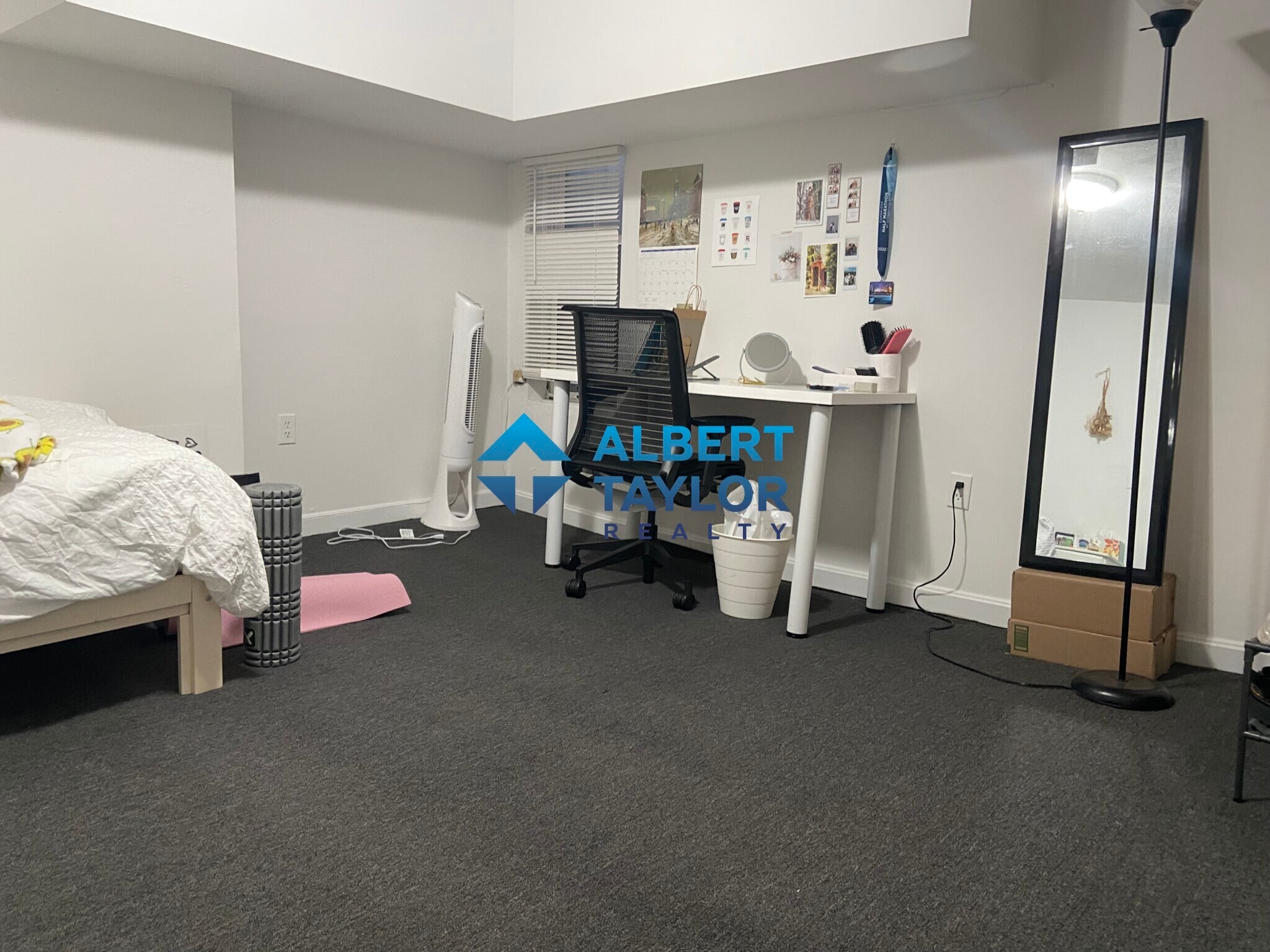 Building Photo - 210 Hemenway St