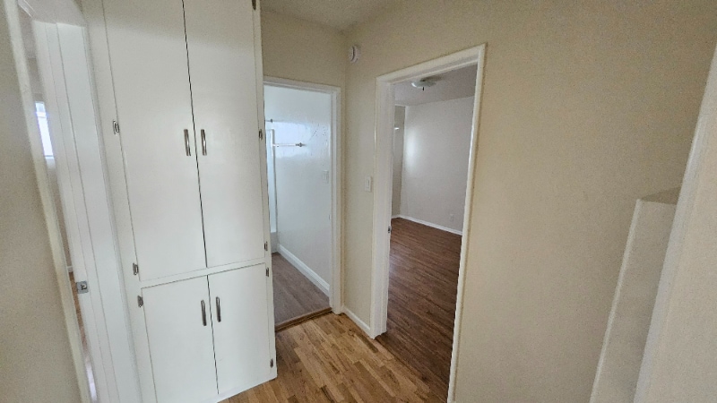 Building Photo - 1201 N Ogden Dr