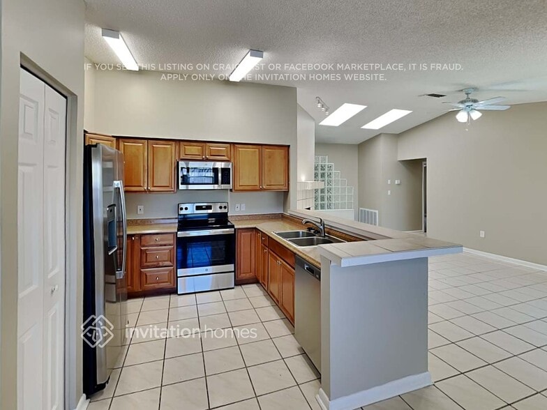 Building Photo - 280 Millstone Dr