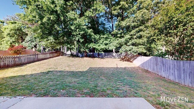 Building Photo - 308 Arbor Crest Rd