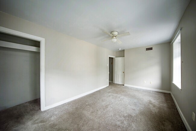 Building Photo - 112 Dawson St