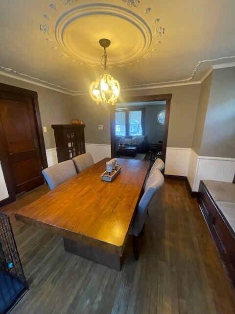 Building Photo - 2245 S Braddock Ave