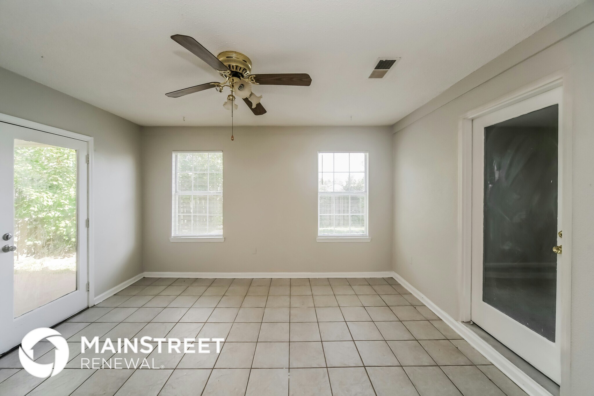 Building Photo - 1107 Charstone Dr